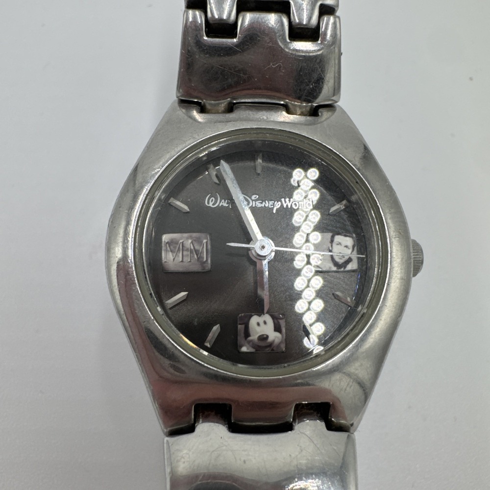 Walt Disney Stainless Steel Watch The man The Mouse The Millennium UNTESTED 1075